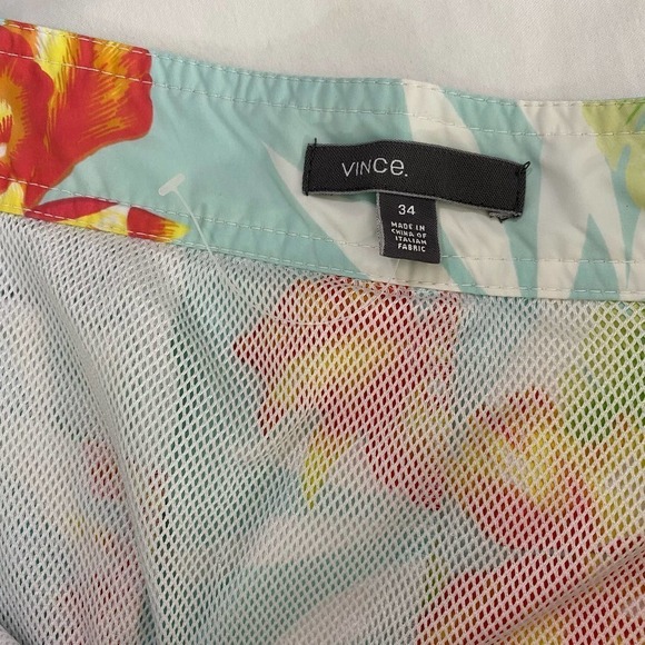 Men’s Vince. Blue w/ Sunburst Tropical Floral Print Swim Trunks-34 - Picture 2 of 6